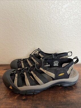 Keen Newport H2 sandals